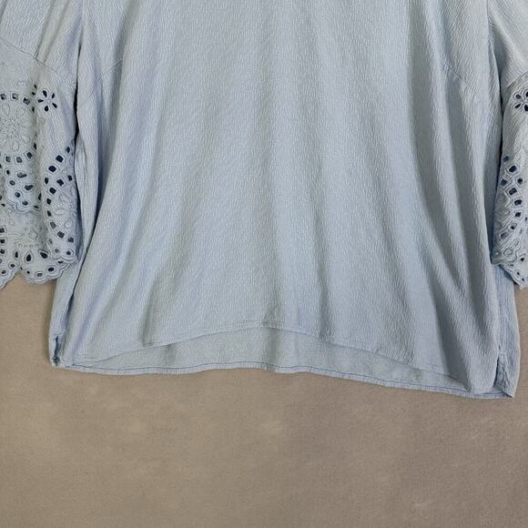 Chico’s Top Women Plus SZ 16 Eyelet Bell Sleeve Lightweight Feminine Casual - Picture 5 of 16